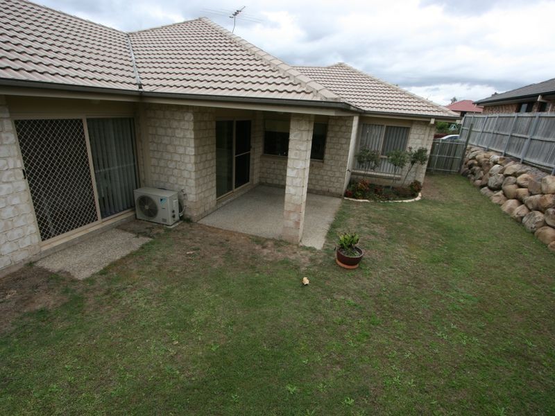 82 Claremont Parade, Forest Lake QLD 4078