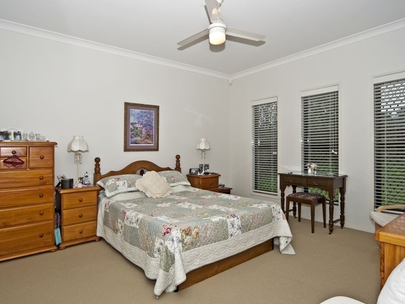 8 Gregory Close, Forest Lake QLD 4078