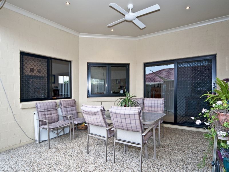 8 Gregory Close, Forest Lake QLD 4078