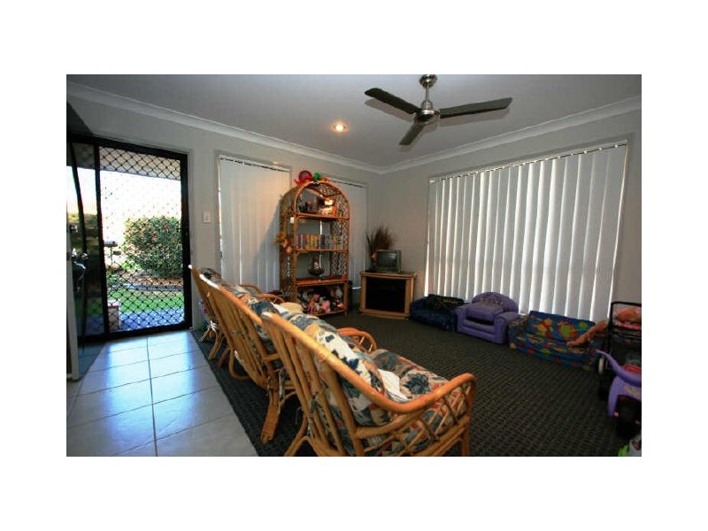 84 Snowy River Circuit, Forest Lake QLD 4078