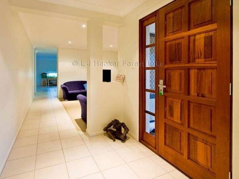 15 Juniper Street, Heathwood QLD 4110