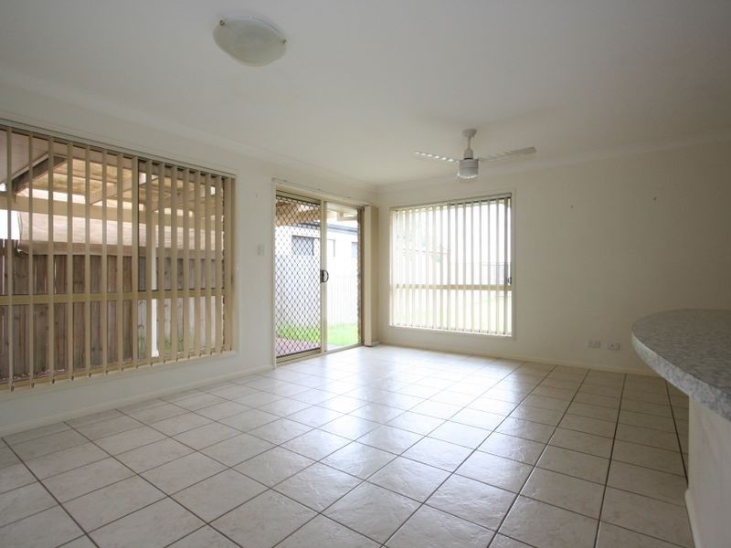 22 Rachele Close, Forest Lake QLD 4078
