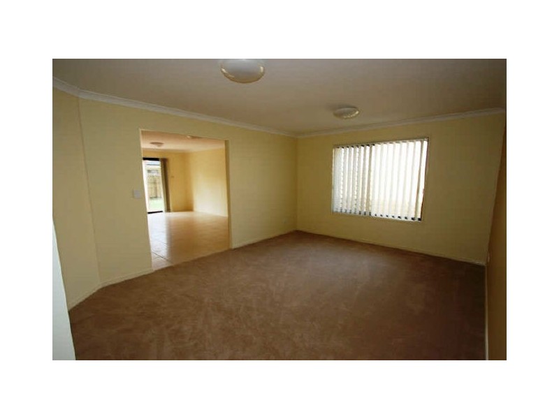 42 Degas Street, Forest Lake QLD 4078