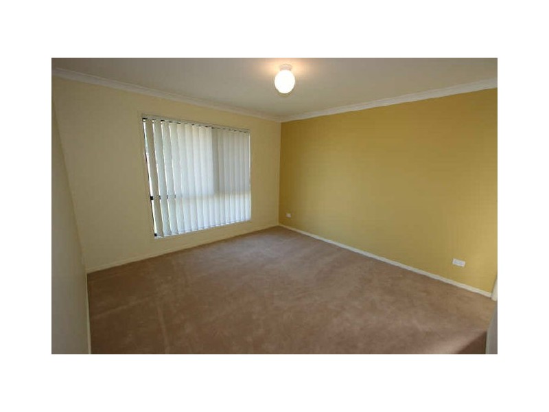 42 Degas Street, Forest Lake QLD 4078