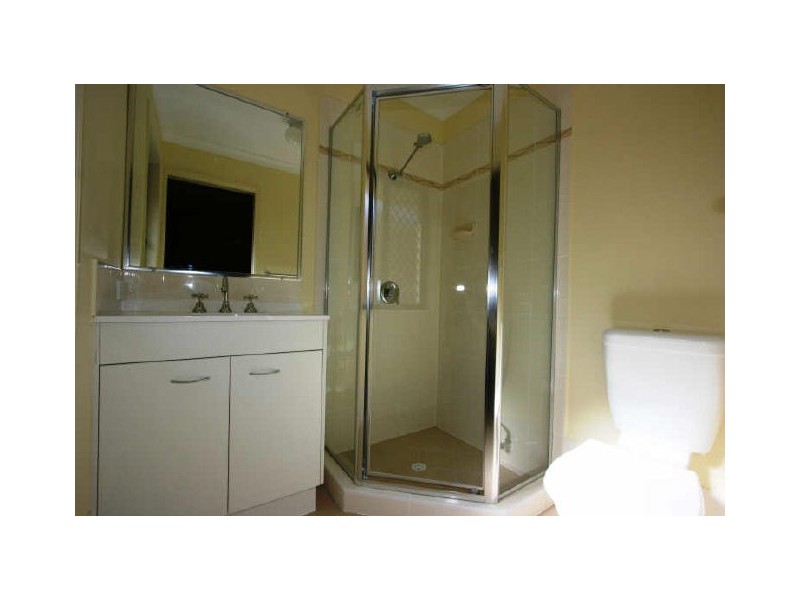 42 Degas Street, Forest Lake QLD 4078