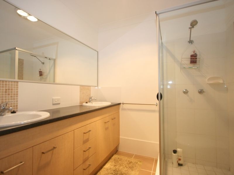 10 Snowy River Circuit, Forest Lake QLD 4078