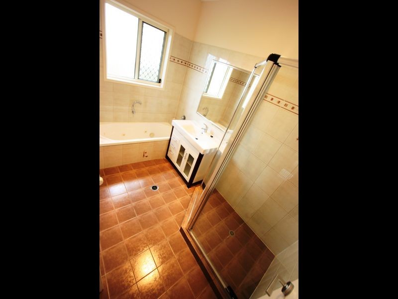 Forest Lake QLD 4078