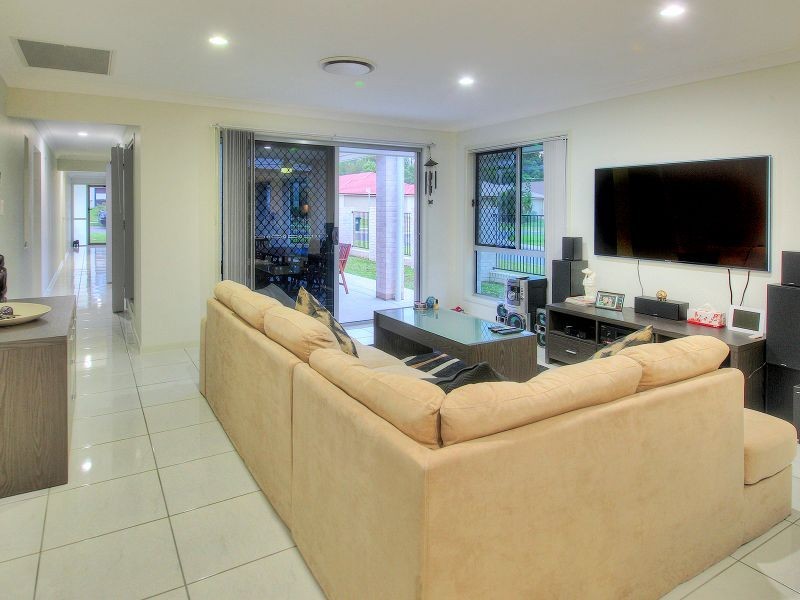 30 Juniper Street, Heathwood QLD 4110