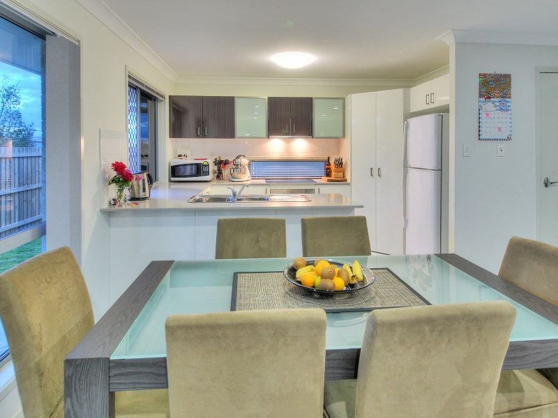 30 Juniper Street, Heathwood QLD 4110