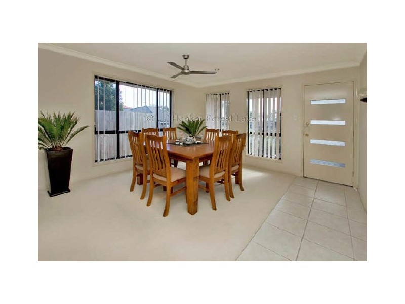 11 Rachele Close, Forest Lake QLD 4078