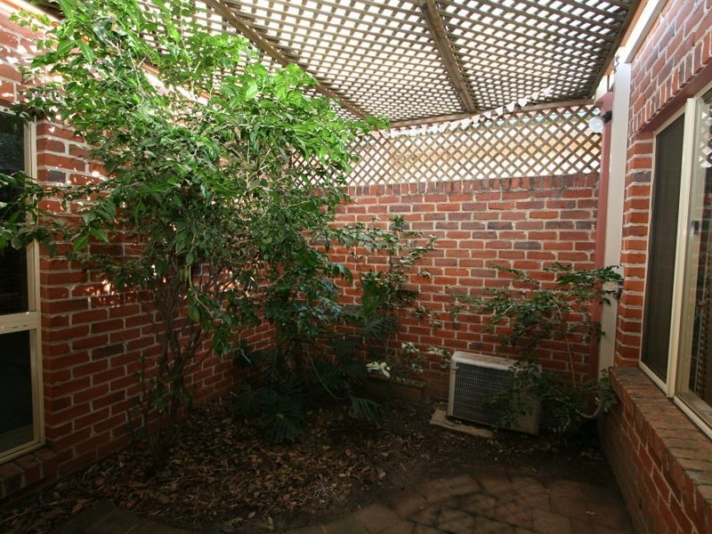 20 Elderslie Place, Forest Lake QLD 4078