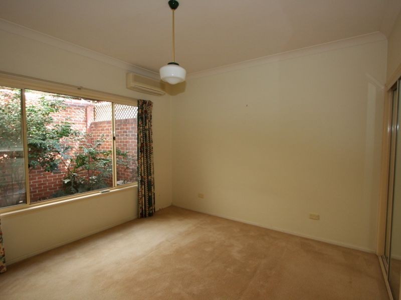 20 Elderslie Place, Forest Lake QLD 4078