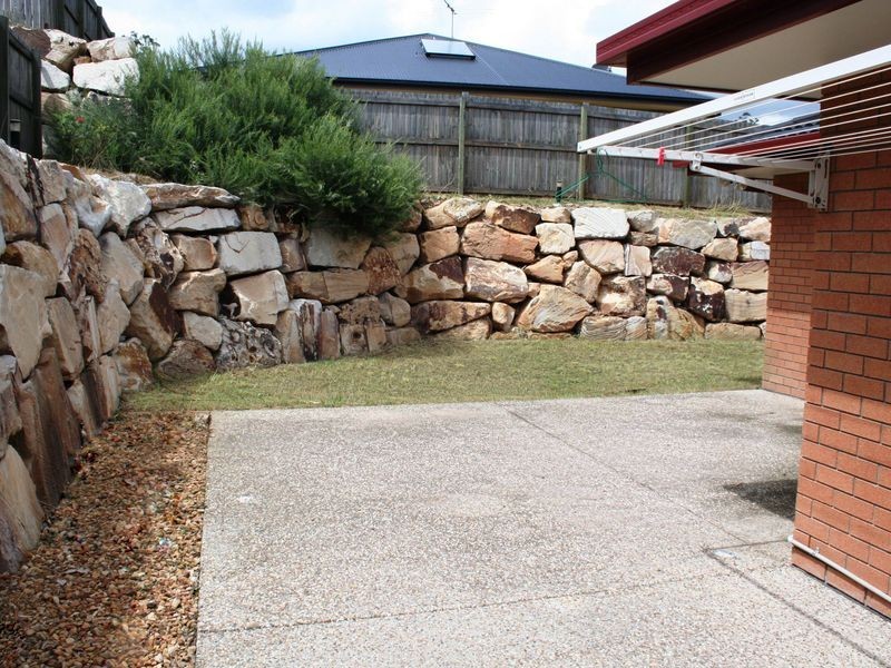 8 Sands Court, Collingwood Park QLD 4301