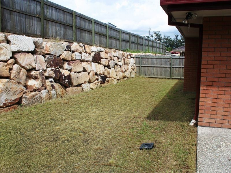 8 Sands Court, Collingwood Park QLD 4301