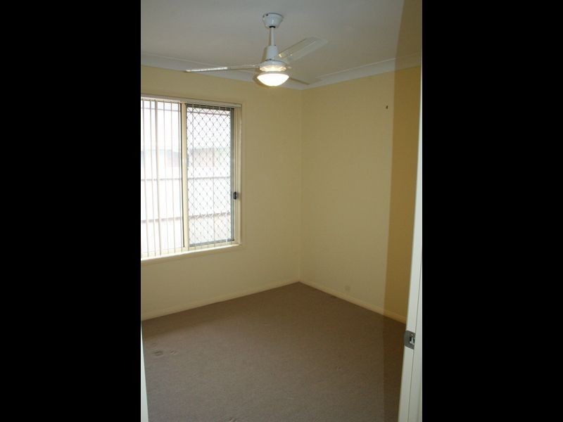 8 Sands Court, Collingwood Park QLD 4301