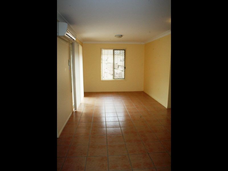 8 Sands Court, Collingwood Park QLD 4301