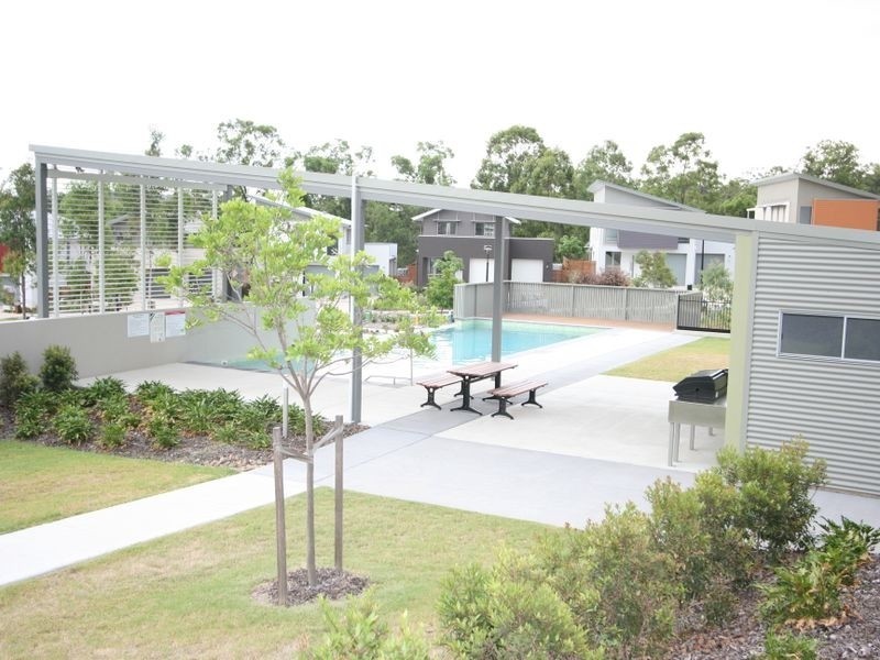 3 Spyglass Lane, Brookwater QLD 4300