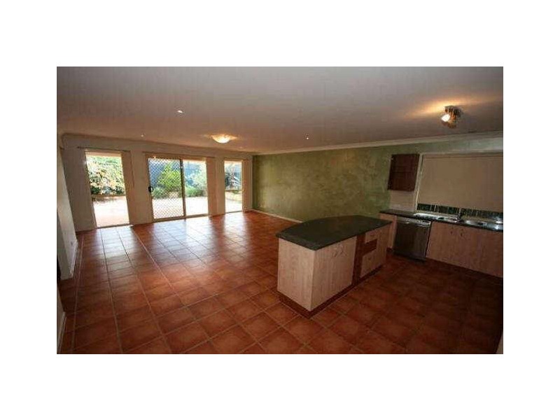 6 DULWICH PLACE, Forest Lake QLD 4078