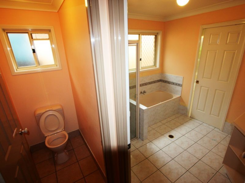 37 Augusta Crescent, Forest Lake QLD 4078