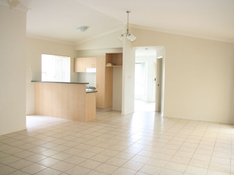 57 Glasshouse Crescent, Forest Lake QLD 4078