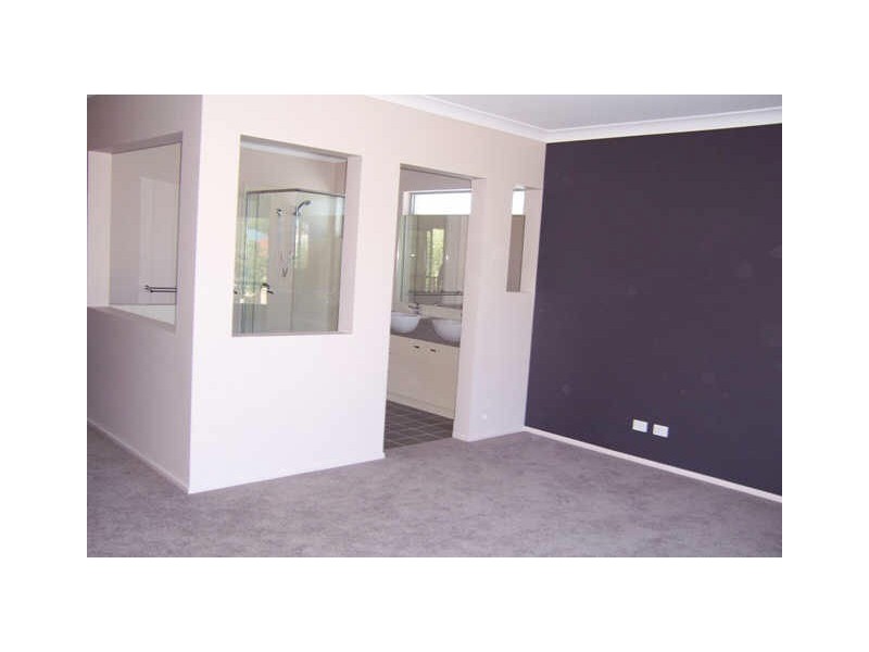 95 Sanctuary Drive, Forest Lake QLD 4078