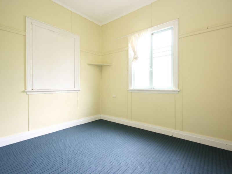 31 Lindsay Street, Bundamba QLD 4304