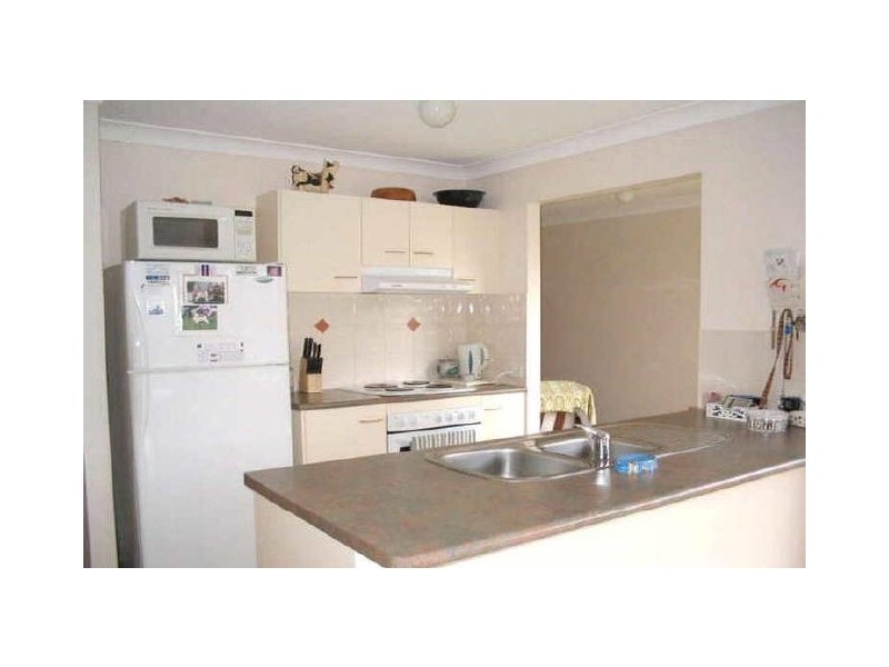 8 MERGANSER PLACE, Forest Lake QLD 4078