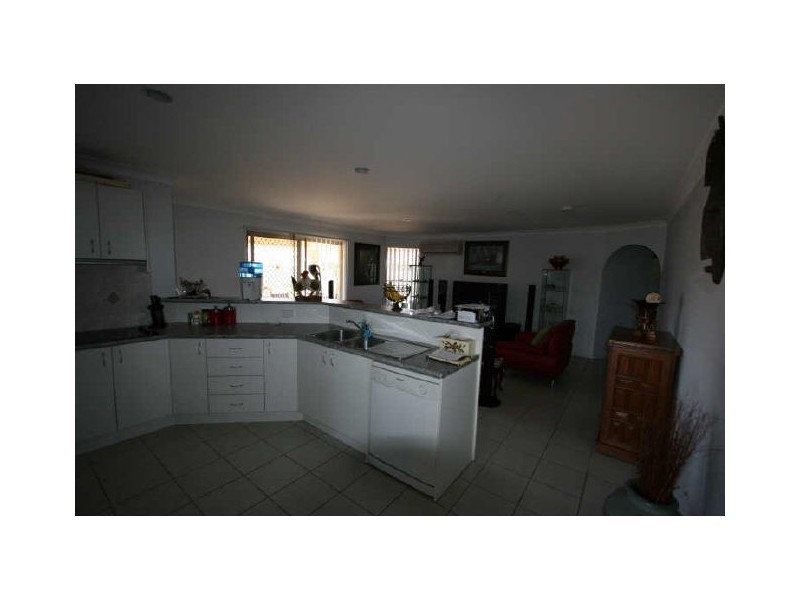 11 GREENVIEW COURT, Springfield QLD 4300