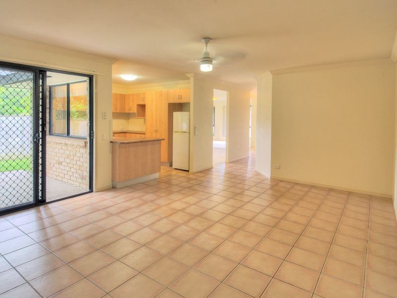 112 Jubilee Avenue, Forest Lake QLD 4078