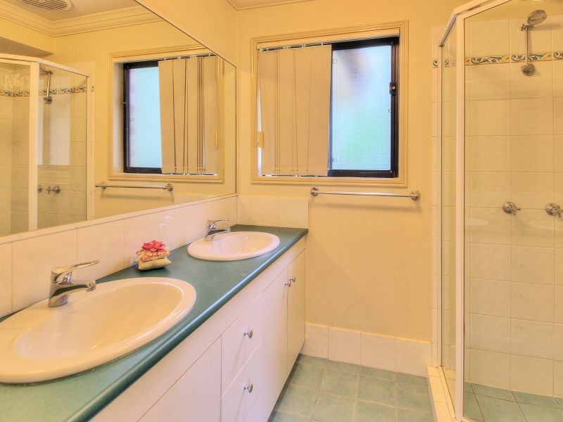 112 Jubilee Avenue, Forest Lake QLD 4078