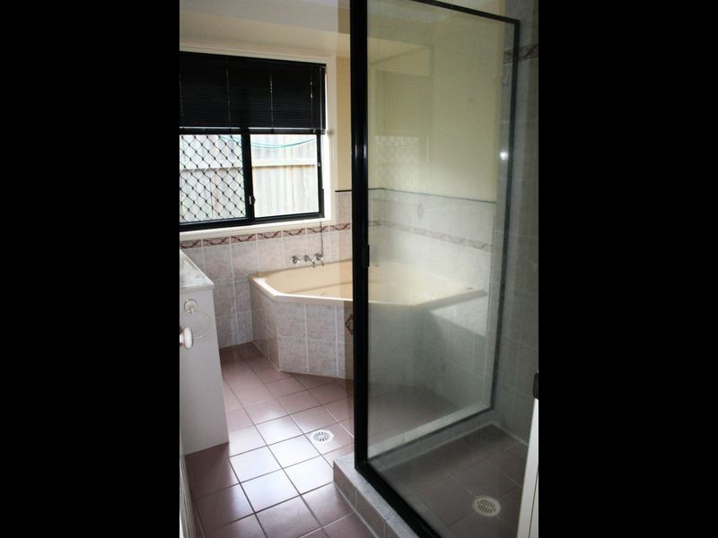 44 Augusta Crescent, Forest Lake QLD 4078