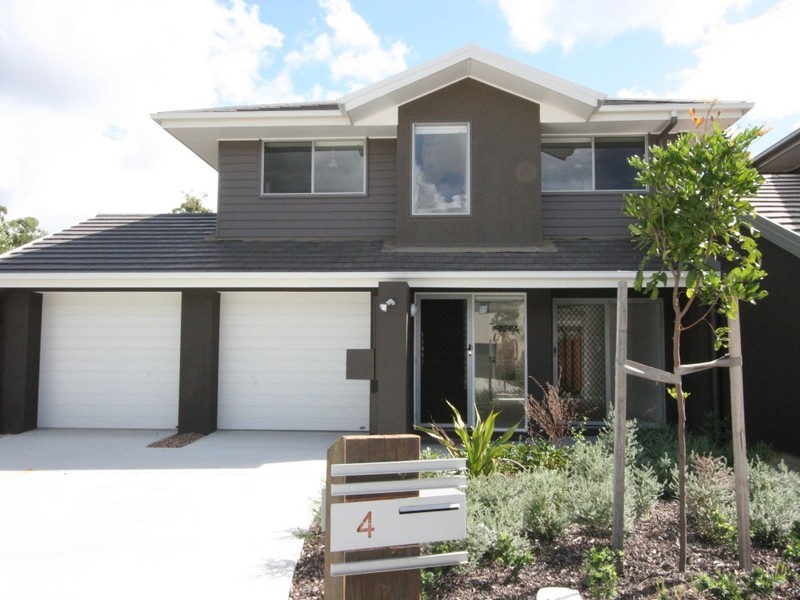 4 Ellerston Avenue, Brookwater QLD 4300