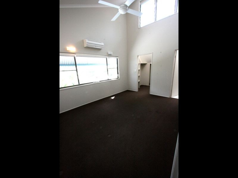 22 Balmain Terrace, Red Hill QLD 4059