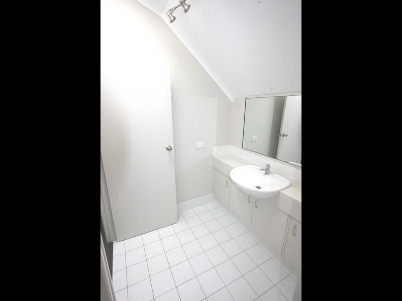 22 Balmain Terrace, Red Hill QLD 4059