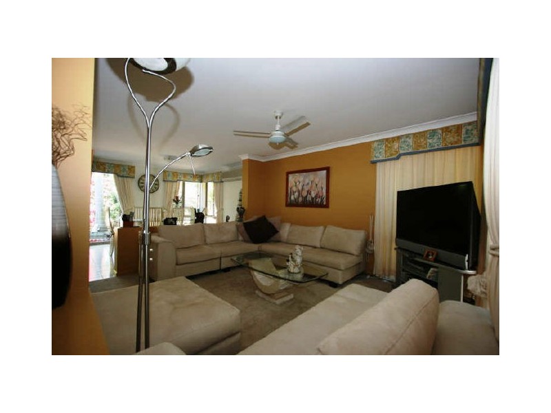 12 Burke Place, Forest Lake QLD 4078