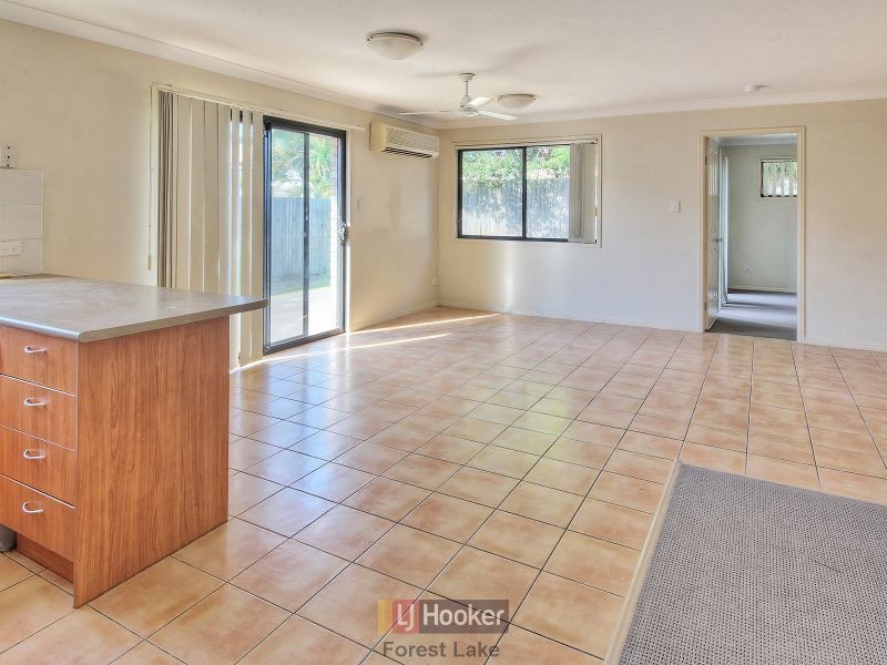 13 Wisdom Way, Crestmead QLD 4132