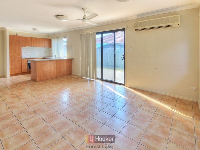 13 Wisdom Way, Crestmead QLD 4132
