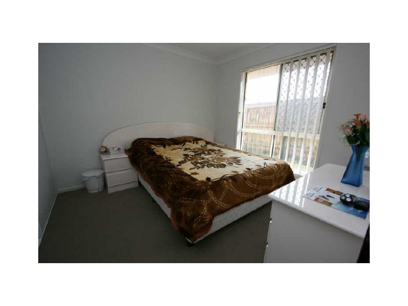 15 Daisy Place, Doolandella QLD 4077