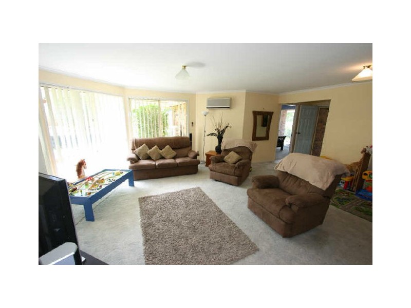 45 Settlers Circuit, Forest Lake QLD 4078