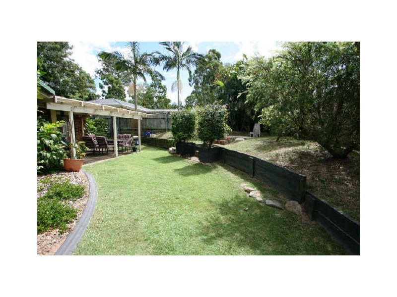 45 Settlers Circuit, Forest Lake QLD 4078