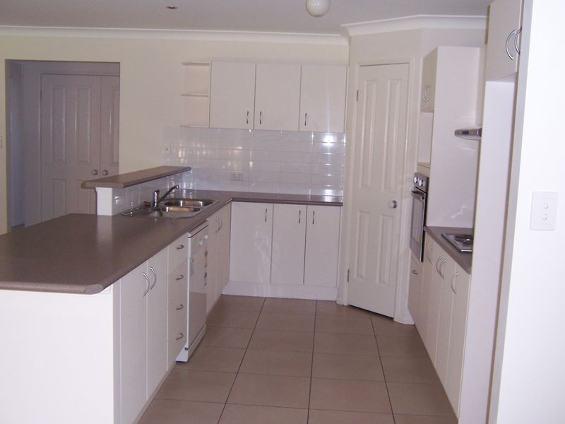 61 Sunview Road, Springfield QLD 4300