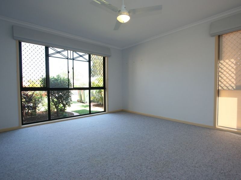 5 Belvedere Close, Forest Lake QLD 4078