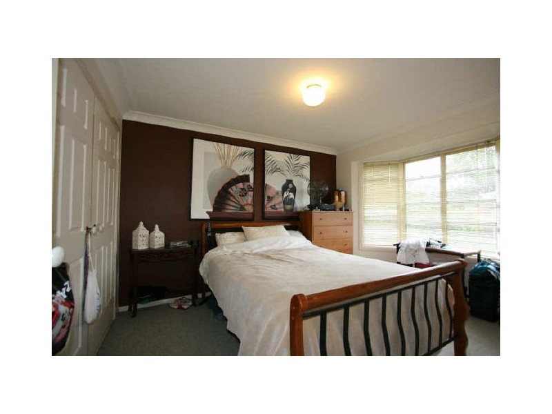 16 Hoop Place, Forest Lake QLD 4078