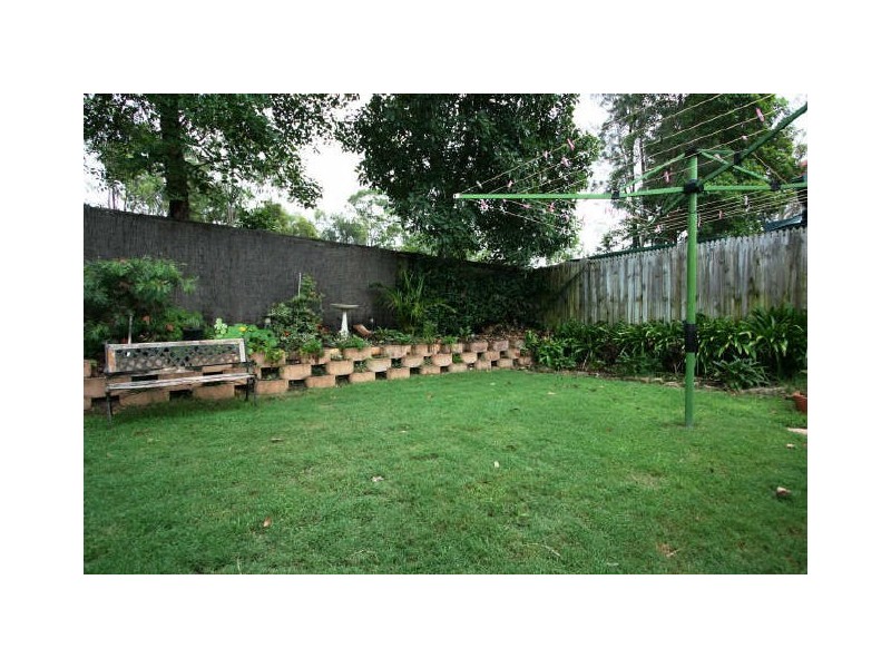 16 Hoop Place, Forest Lake QLD 4078