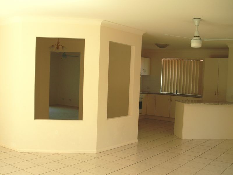 40 Moran Crescent, Forest Lake QLD 4078