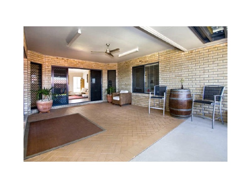 8 Hillview Street, Springfield QLD 4300