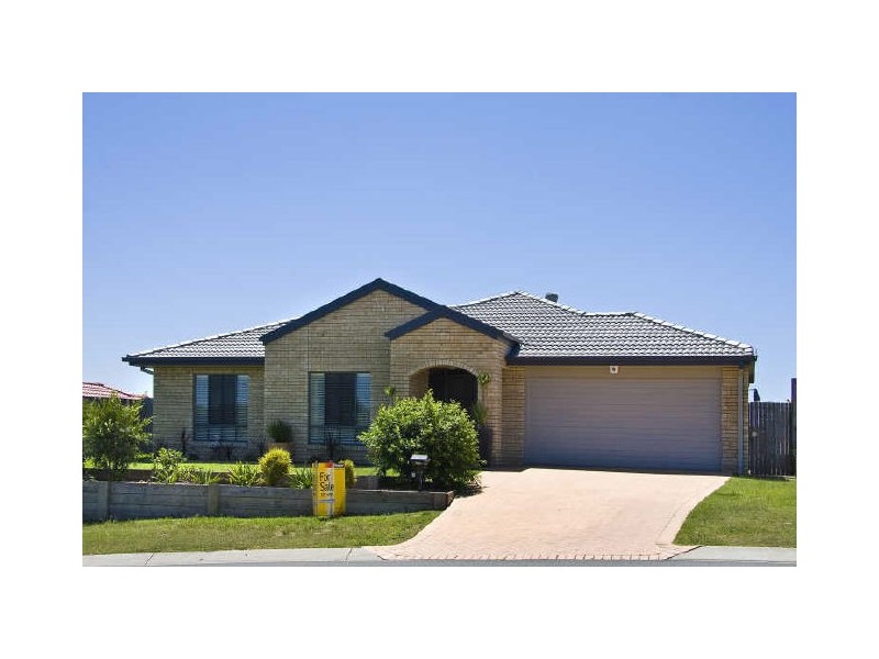 8 Hillview Street, Springfield QLD 4300