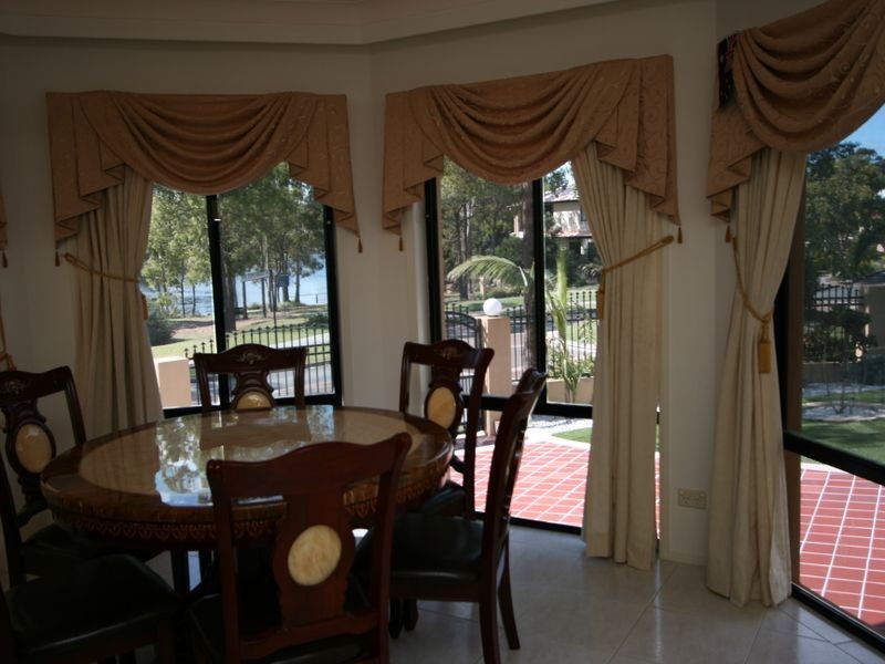 38 The Esplanade, Forest Lake QLD 4078