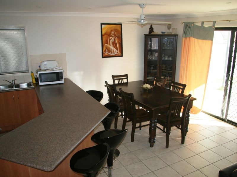 16 Moran Crescent, Forest Lake QLD 4078