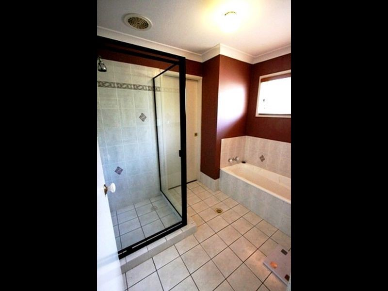 94 Jindabyne Circuit, Forest Lake QLD 4078